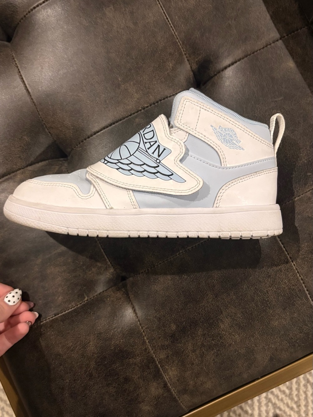 Jordan Kids Mid-Top Sneaker in Light Blue and White